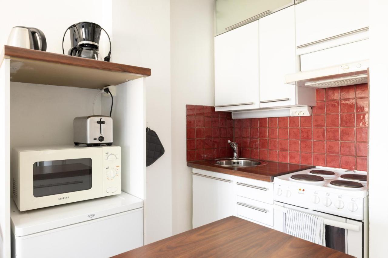 2Ndhomes Cozy Helsinki Center Studio With Park View Luaran gambar
